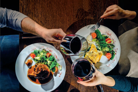 Mangi fuori casa? Ecco le scelte sbagliate che ti fanno ingrassare