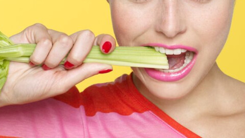 Mangia il sedano per rigenerare la linfa