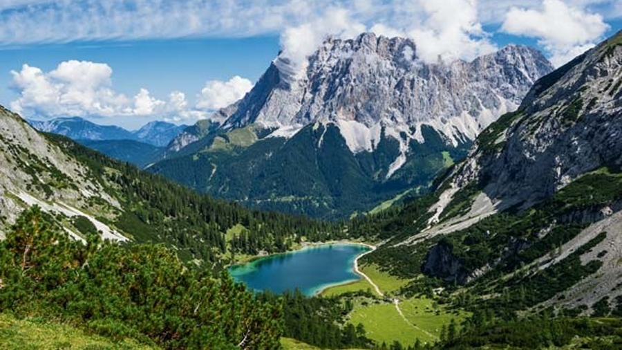 Text: mountain therapy healing expedition in high altitude wilderness